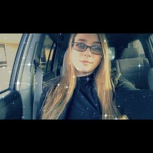 Meet your Posher, Karli